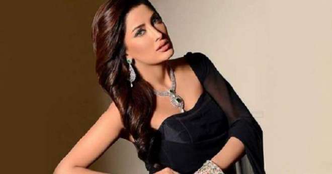 مہوش-حیات-کا-پاکستان-کرکٹ-ٹیم-کی-جیت-پر-خوشی-کا-اظہار