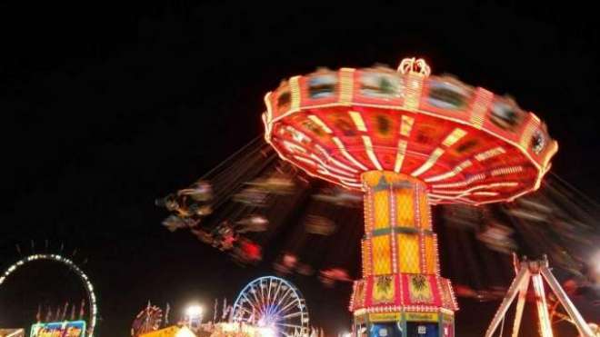 ابو-ظہبی-میں-چھوٹی-بچی-کے-جھولے-سے-گرنے-کے-معاملے-پر-ایک-ملازم-کو-قید-ہو-گئی