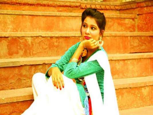 سفارش-پر-نہیں،محنت-سے-شوبزمیں-نام-پیدا-کیا-‘بیا-خان