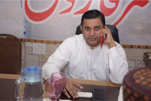 پی-ٹی-آئی-رہنما-عمر-فارق-میٹرک-کے-امتحان-میں-فیل