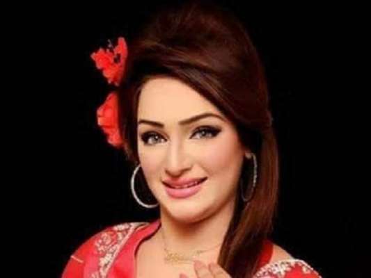 مہک-نور-محمد-عامر-کے-ٹیسٹ-کرکٹ-سے-قبل-از-وقت-ریٹائرمنٹ-کے-اعلان-سے-افسردہ