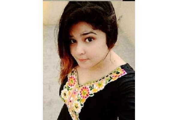 اداکارہ-مانوبلی-”سوہنا-معشوق-ہووئے“میں-پرفارم-کرنے-کیلئے-دریا-خان-پہنچ-گئی