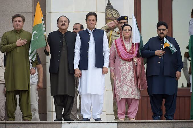 کشمیریوں-سےاظہار-یکجہتی-کیلئےباہرنکلنے-پرقوم-پرفخر-ہے،عمران-خان