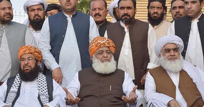 دھرنا-مئوخر-کرنے-کیلئے-حکومت-کی-فضل-الرحمن-کو-زبردست-پیشکش