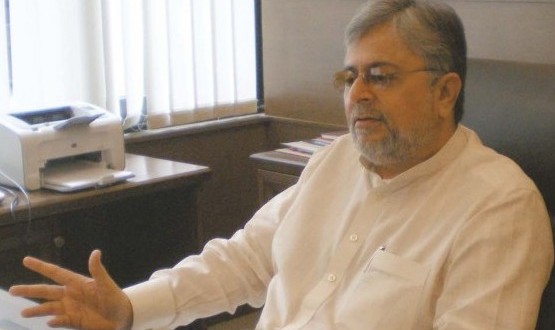 حکومت-کو-معیشت-کو-درپیش-تمام-مسائل-کو-حل-کرناہوں-گے،حکومت-اور-فوج-ایک-پیج-پر-ہیں،-تاجربرادری-کو-یقین-آگیا-،زبیر-موتی-والا