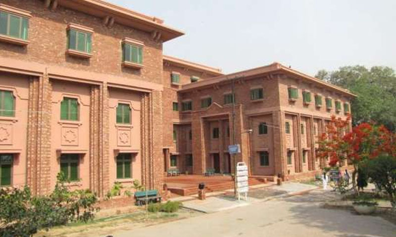 لاہور-کالج-فار-ویمن-یونیورسٹی-میں-بین-الاقوامی-ایکسپو-کا-اہتمام