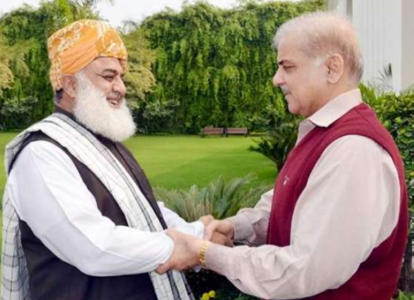 مسلم-لیگ-ن-کے-رہنماؤں-کے-بیانات-سے-جمیعت-علمائے-اسلام-(ف)-کی-قیادت-مایوس-ہو-گئی