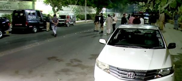 کراچی-میں-پولیس-اہلکاروں-کی-فائرنگ،-ایک-شخص-جاں-بحق