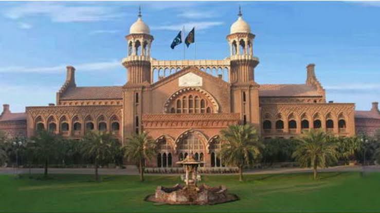 لاہور-ہائیکورٹ-میں-10ہزار-بیمار-قیدیوں-کو-رہا-کرانے-کیلئے-درخواست-سماعت-کیلئے-مقرر