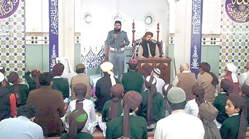 مساجد-اور-مدارس-میں-ٹریفک-آگاہی-لیکچرز-کا-آغاز-کردیا-گیا