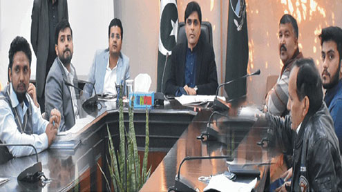 ڈپٹی-کمشنر-کی-زیر-صدارت-آٹھ-سکیموں-کی-تکمیل-بارے-اجلاس