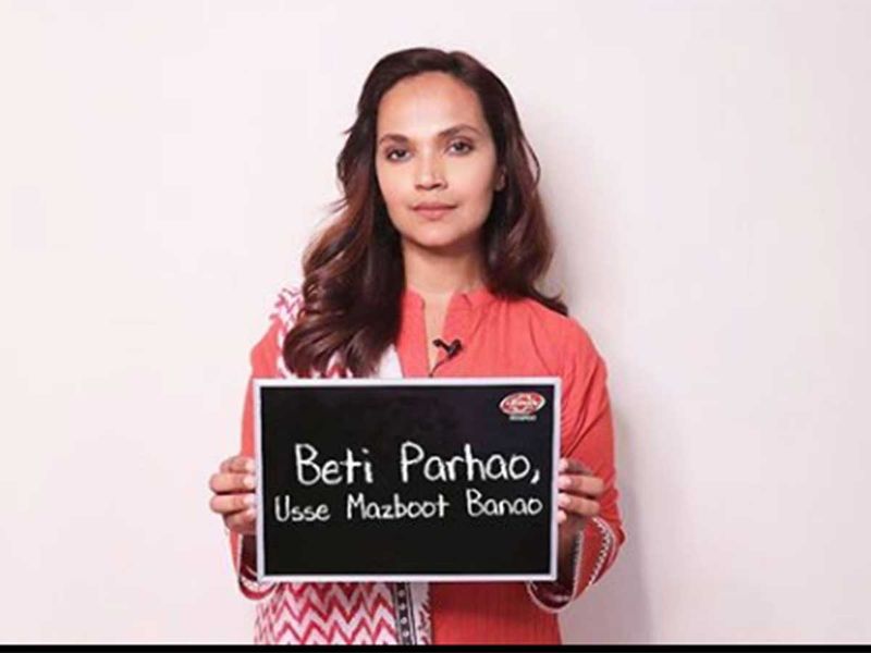 اداکارہ-آمنہ-شیخ-بچیوں-کی-تعلیم-میں-کردار-ادا-کرنے-کی-خواہشمند