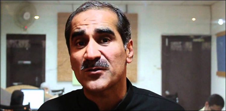 سعید-رفیق-اور-پولیس-اہل-کاروں-میں-آنکھ-مچولی،-کمرۂ-عدالت-میں-الجھ-پڑے