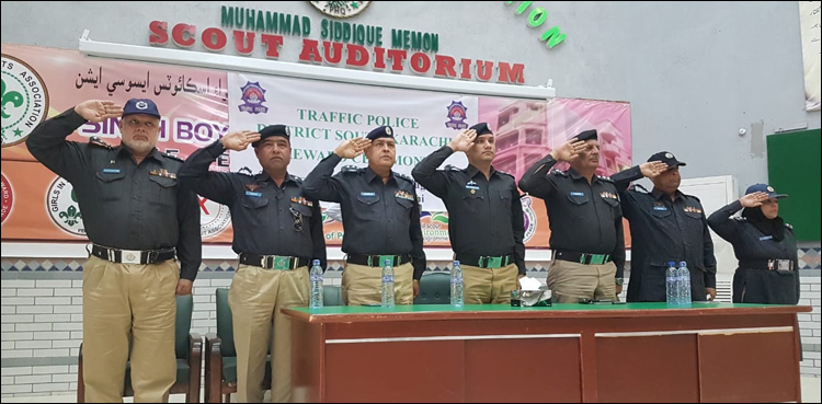 پاک-سری-لنکا-میچ-کے-دوران-بہترین-کارکردگی،-ٹریفک-اہل-کاروں-کے-لیے-انعامات