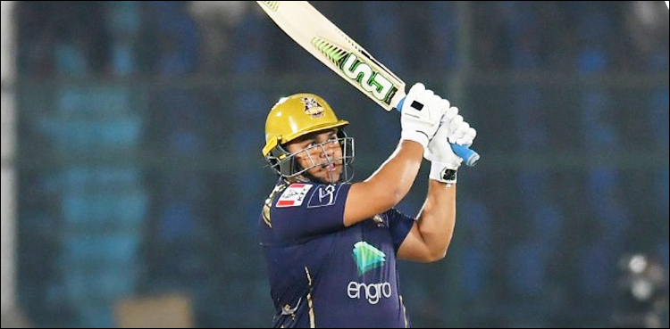 پی-ایس-ایل-فائیو،-اعظم-خان-نے-گلیڈی-ایٹرز-کو-فتح-دلادی،-یونائیٹڈ-کو-شکست