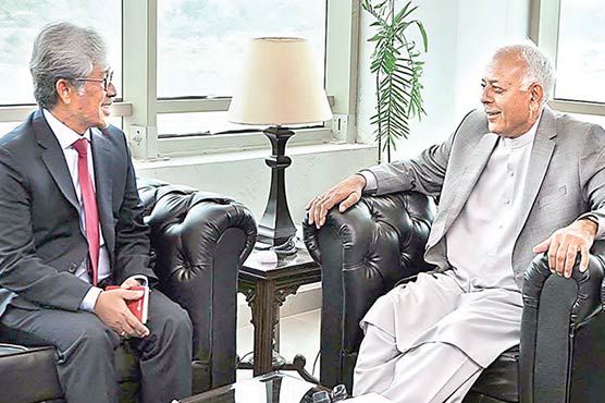 پاکستان‘-انڈو-نیشیا-میں-براہ-راست-پروازیں-شروع-ہونی-چا-ہئیں-‘غلام-سرور