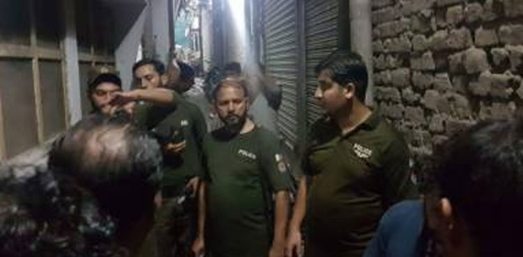 لاہور-میں-پولیس-پارٹی-پر-حملہ-ہوگیا،-اہلکاروں--پر-بدترین-تشدد