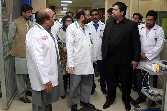 صحت-کے-شعبے-میں-بہتری-کیلئے-انقلابی-اقدام-کر-رہے-،کمشنر-ملتان