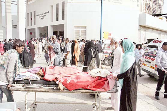 جناح-اسپتال-کے-ڈاکٹروں-کا-احتجاج،-اوپی-ڈی-بند،مریض-پریشان