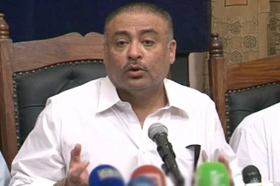 قادر-پٹیل-کا-اورنگی-کے-اسپتالوں-کا-دورہ،-آئسو-لیشن-وارڈز-کا-معائنہ