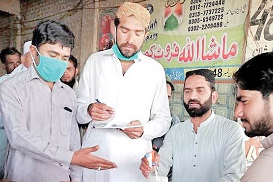 میلسی:کورونا-وائرس-سے-بچاؤ-کیلئے-شہریوں-میں-ماسک-کی-تقسیم