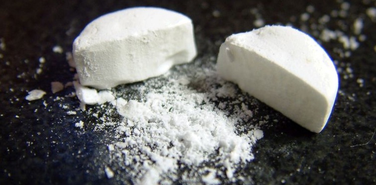 بریک-کے-دوران-منشیات-کا-استعمال،-3-بچیاں-اسکول-سے-اسپتال-پہنچ-گئیں