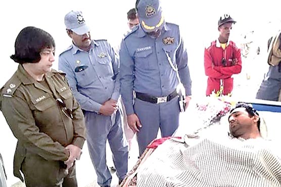سی-ٹی-او-ملتان-کی-ٹریفک-حادثہ-میں-زخمی-ہونیوالے-ٹریفک-وارڈن-کی-نشتر-میں-عیادت