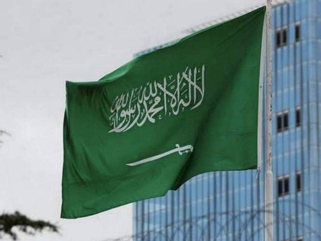 سعودی-حکومت-کی-عمرہ-زائرین-سمیت-غیرملکیوں-کو-72-گھنٹے-میں-ملک-چھوڑنے-کی-ہدایت