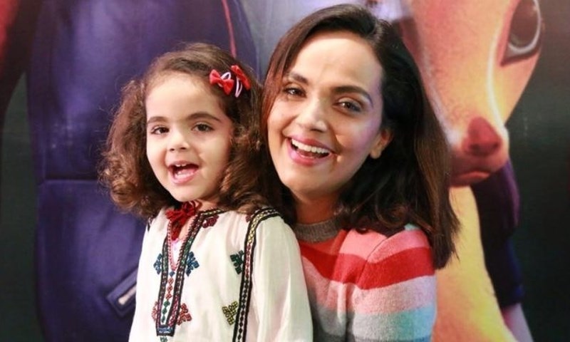 کورونا-وائرس:-آمنہ-شیخ-کا-گھروں-میں-موجود-بچوں-کی-تربیت-سے-متعلق-مشورہ