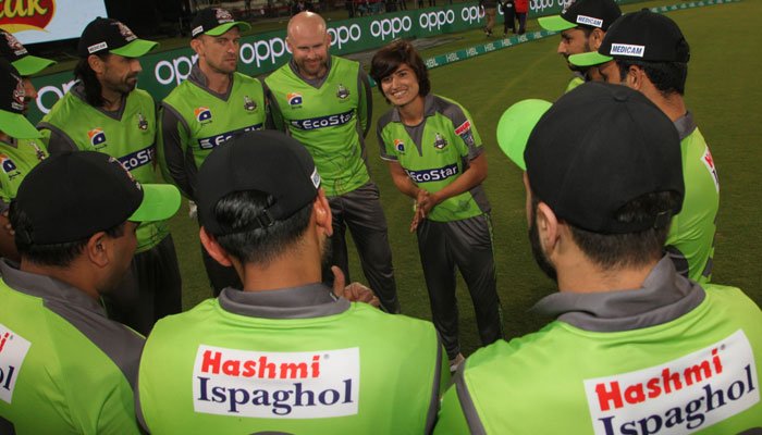 ویمن-کرکٹرز-کی-پی-ایس-ایل-میں-شرکت