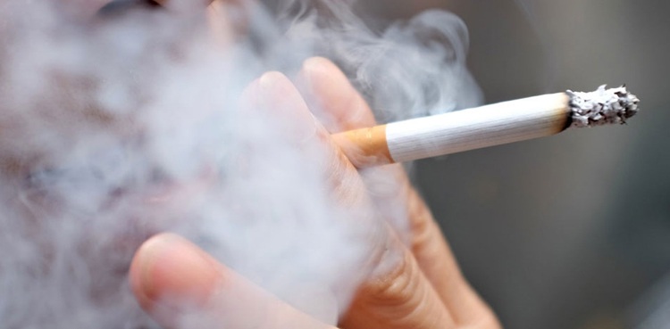 کروناوائرس:-سگریٹ-نوشی-ترک-کرنے-کا-بڑا-فائدہ