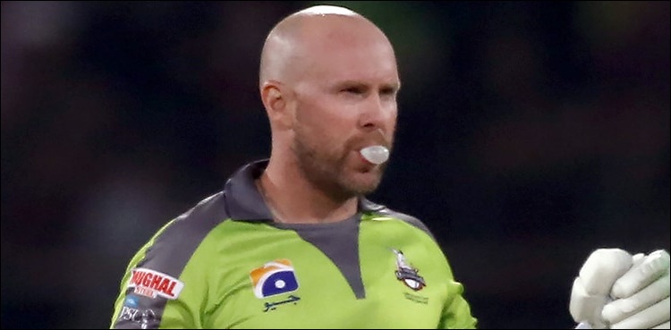 پی-ایس-ایل-فائیو-میں-’ڈنک-ببل-چیلنج‘-کا-آغاز