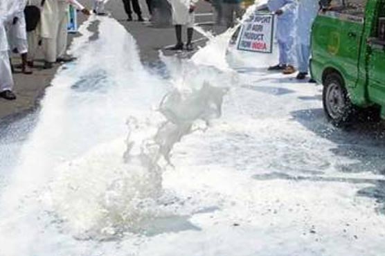 مختلف-علاقوں-میں-1300-لٹر-ناقص،ملاوٹی-دودھ-تلف