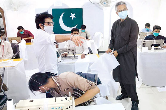 حفاظتی-لباس-ہنر-مند-خواتین-سے-گھروں-میں-بنوایا-جائے-:-میئر