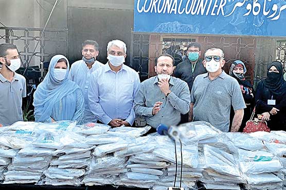 ن-لیگ-کی-جانب-سے-میو-ہسپتال-میں-ڈاکٹرز-کو-حفاظتی-سامان-فراہم