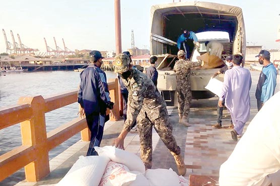 پاکستان-کوسٹ-گارڈزکی-جانب-سے-ماہی-گیروں-کی-امدادی-سرگرمیاں-جاری