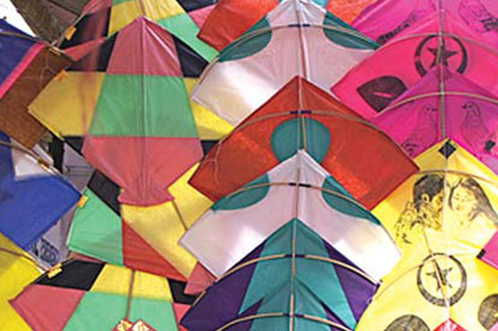 پنڈی-بھٹیاں-:بڑی-مقدار-میں-پتنگیں-ملتان-سمگل-کر-نیکی-کوشش