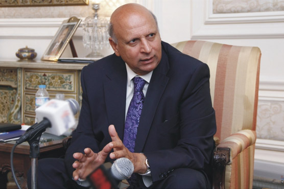 گورنر-پنجاب-بیورو-کریسی-پر-بر-س-پڑے