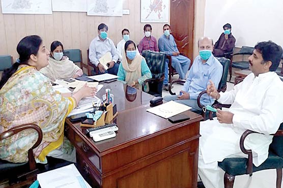 ڈپٹی-کمشنر-کی-زیرصدارت-ڈسٹرکٹ-ہیلتھ-کونسل-کمیٹی-کااجلاس