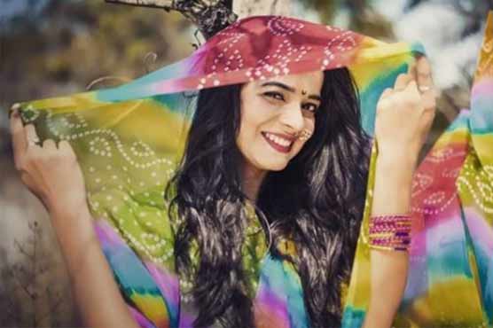 بھارت-کی-معروف-اداکارہ-پریکشا-مہتا-نے-پھندا-لگا-کر-زندگی-کا-خاتمہ-کر-لیا