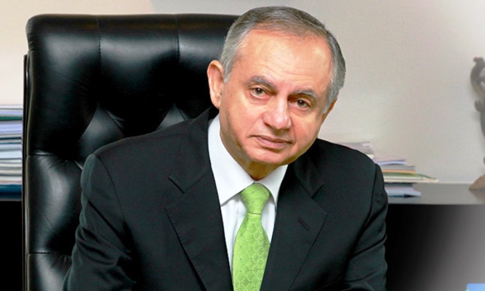 میک-ان-پاکستان-پالیسی-شروع-کرنے-کا-یہ-سنہری-موقع-ہے،-عبدالرزاق-داؤد