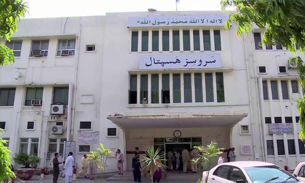 سروسز-اسپتال-لاہور-کی-او-پی-ڈی-2-ماہ-بعد-کھل-گئی