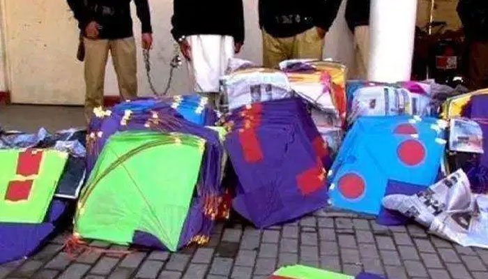 لاہور:-پتنگ-بازی-ایکٹ-کی-خلاف-ورزی-پر-49-گرفتار