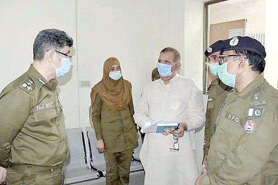 آرپی-اوفیصل-آباد-کا-دورہ-چنیوٹ،تھانے-کا-ریکارڈ-چیک-کیا