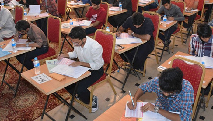 پنجاب-ٹیکنیکل-بورڈ-نے-امتحانی-فیسوں-میں-40-فیصد-کمی-کردی