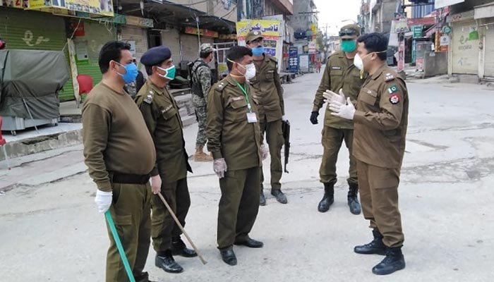 کورونا:-پنجاب-میں-ایس-او-پیز-کو-سختی-سے-نافذ-کرنے-کا-فیصلہ