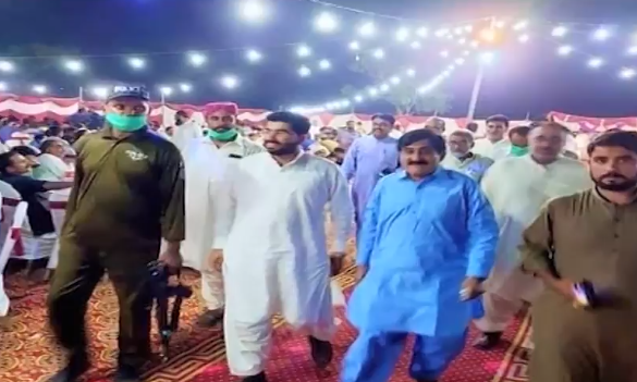 کورونا-ایس-او-پیز-کے-باوجود-شادی-کی-تقریب،-اراکین-اسمبلی-کی-بھی-شرکت