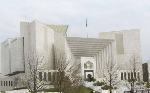 لندن-میں-وزیراعظم-عمران-خان-سمیت-تحریک-انصاف-کے-رہنماوں-کی-جائیدادیں-نکل-آئیں،-جسٹس-قاضی-فائز-عیسی-نے-دھماکہ-خیز-انکشاف-کردیا