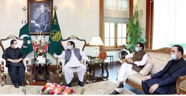 گجرات-میں-مدر-اینڈ-چائلڈ-ہسپتال-بنانے-کی-منظور-ی-،-مونس-الٰہی-وزیراعلیٰ-پنجاب-کے-مشکور