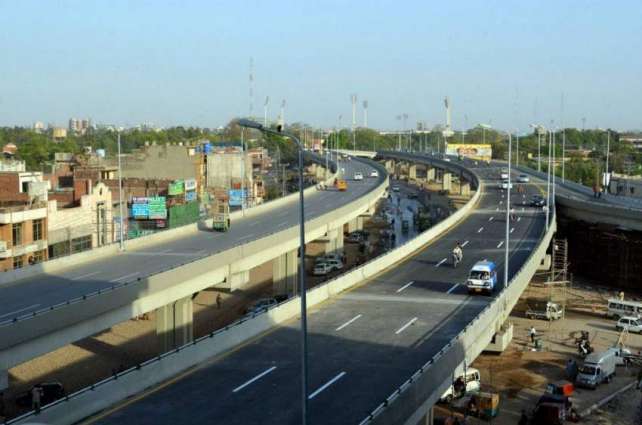 شہر-کے-تمام-فلائی-اوورز-چمکانے-کا-کام-شروع،-تین-خصوصی-ٹیمیں-تشکیل